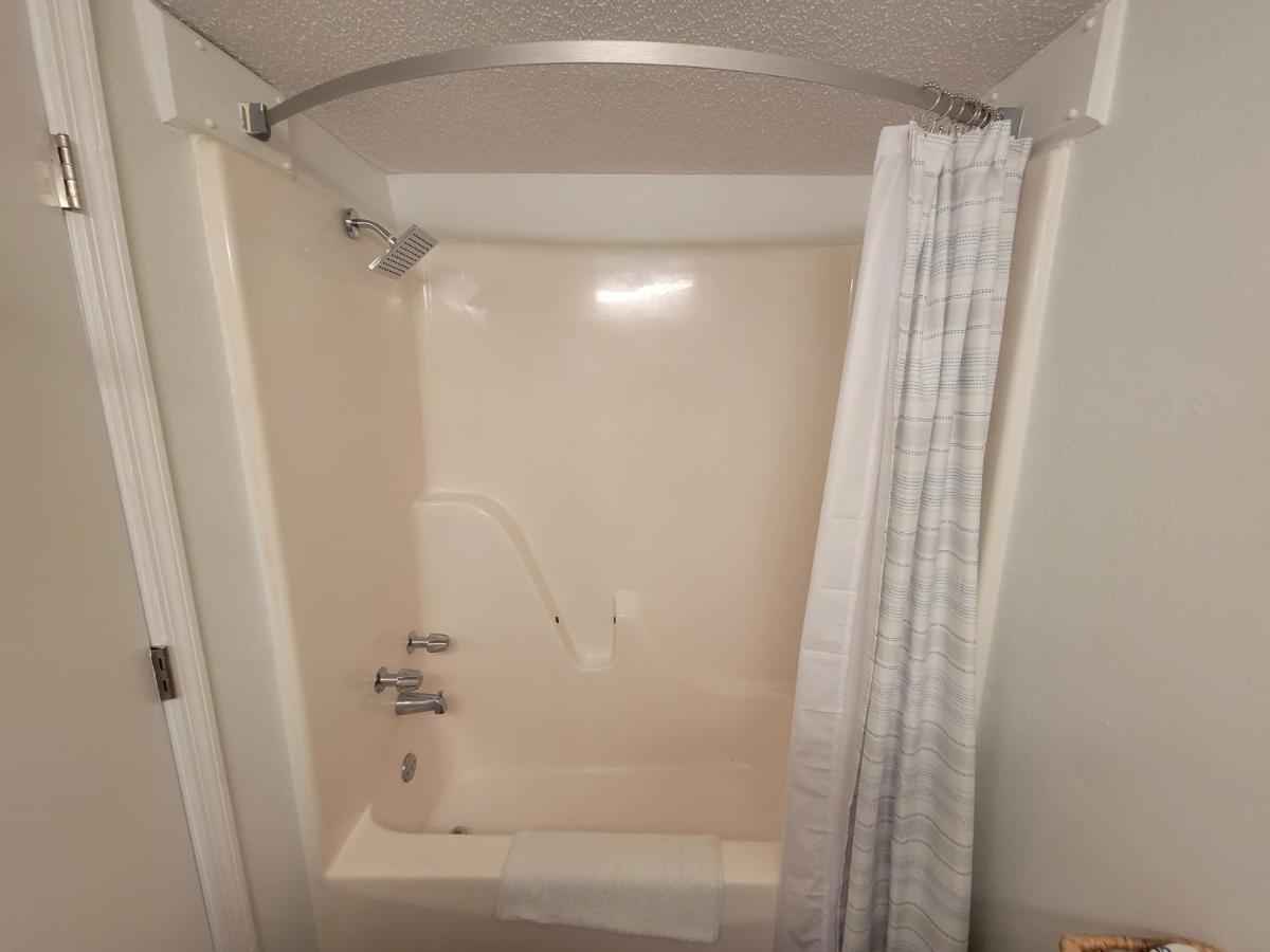 Beautifully Updated Ocean Front King Suite! Sea Mist Resort 20806 - Perfect For 2-4 Guests! Myrtle Beach Eksteriør bilde